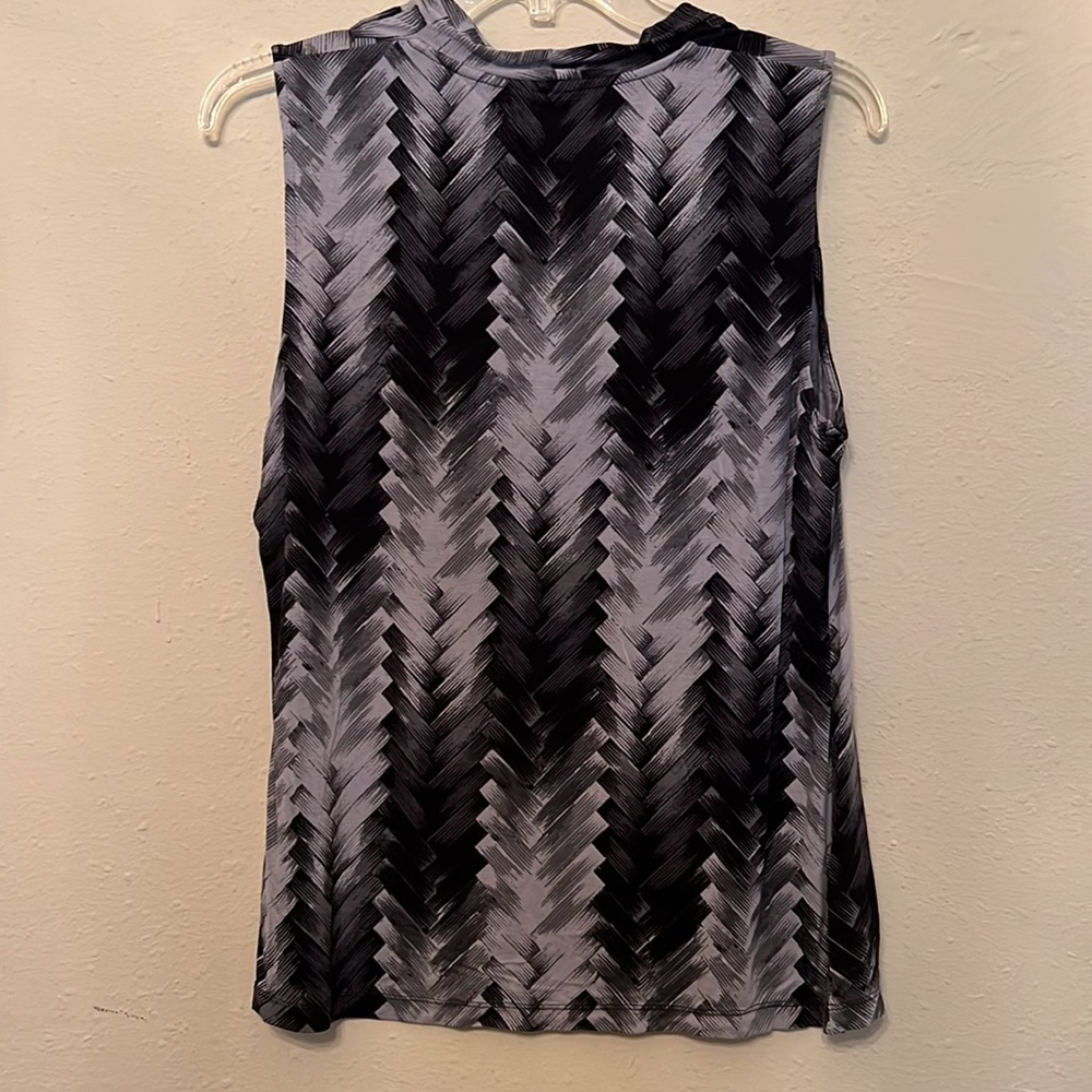212 Collection Tank Top - Picture 2 of 4